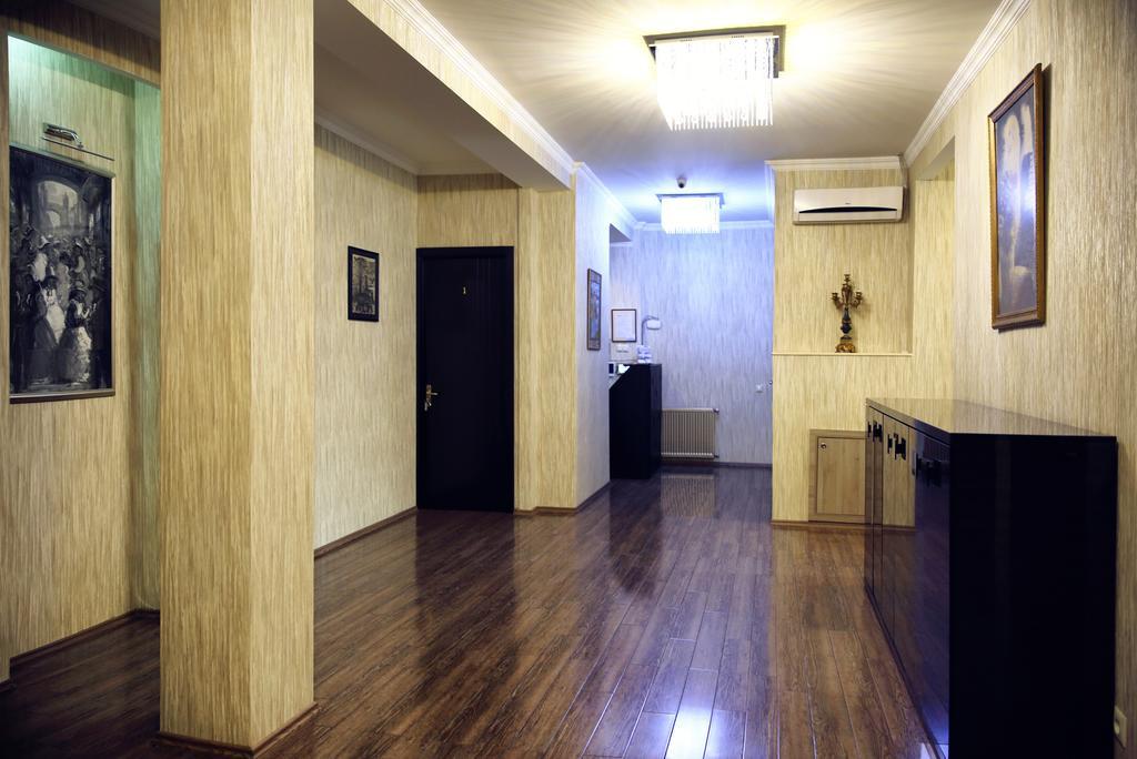 Rondo Hotel Tbilisi Esterno foto