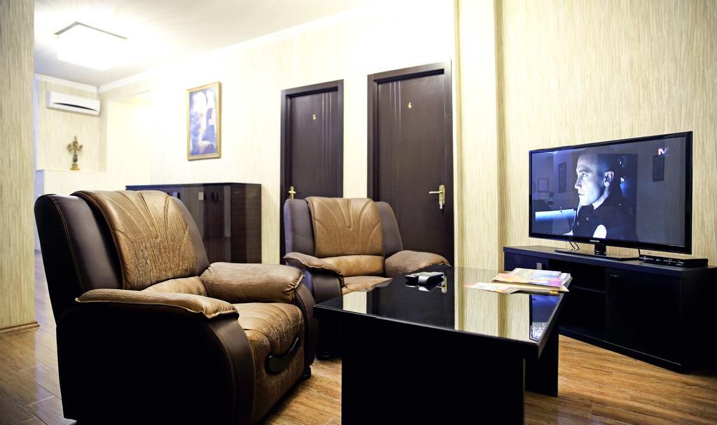 Rondo Hotel Tbilisi Esterno foto